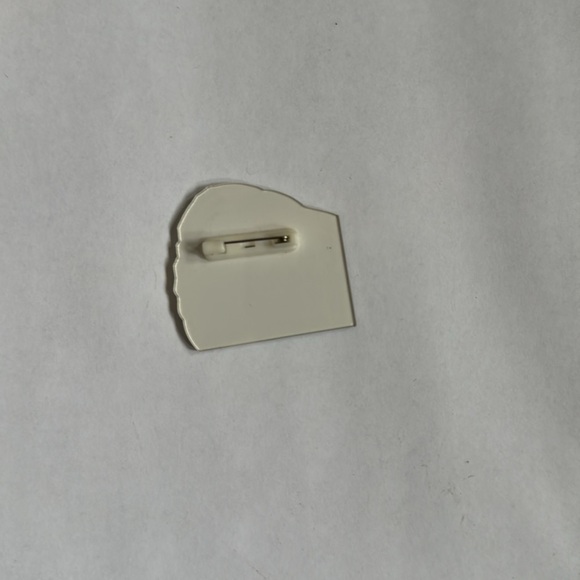 Fashion pin - free with a purchase of an item - Picture 7 of 7